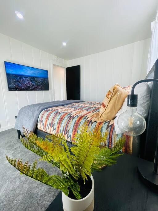Chalet Sled-ski Lakeside Village - - Bbq - Firepit - Loft - Games *
