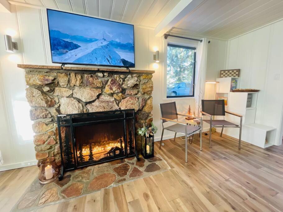 Sled-ski Lakeside Village - - Bbq - Firepit - Loft - Games *