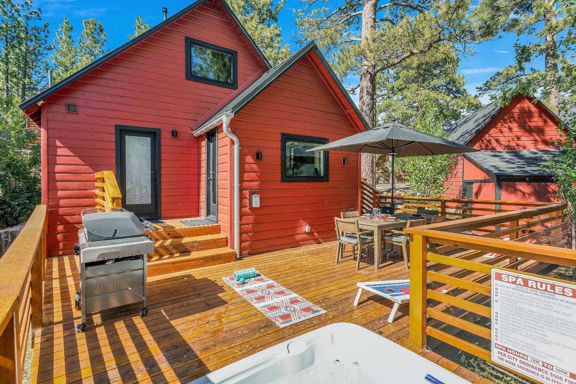 Chalet Sled-ski Lakeside Village - - Bbq - Firepit - Loft - Games *